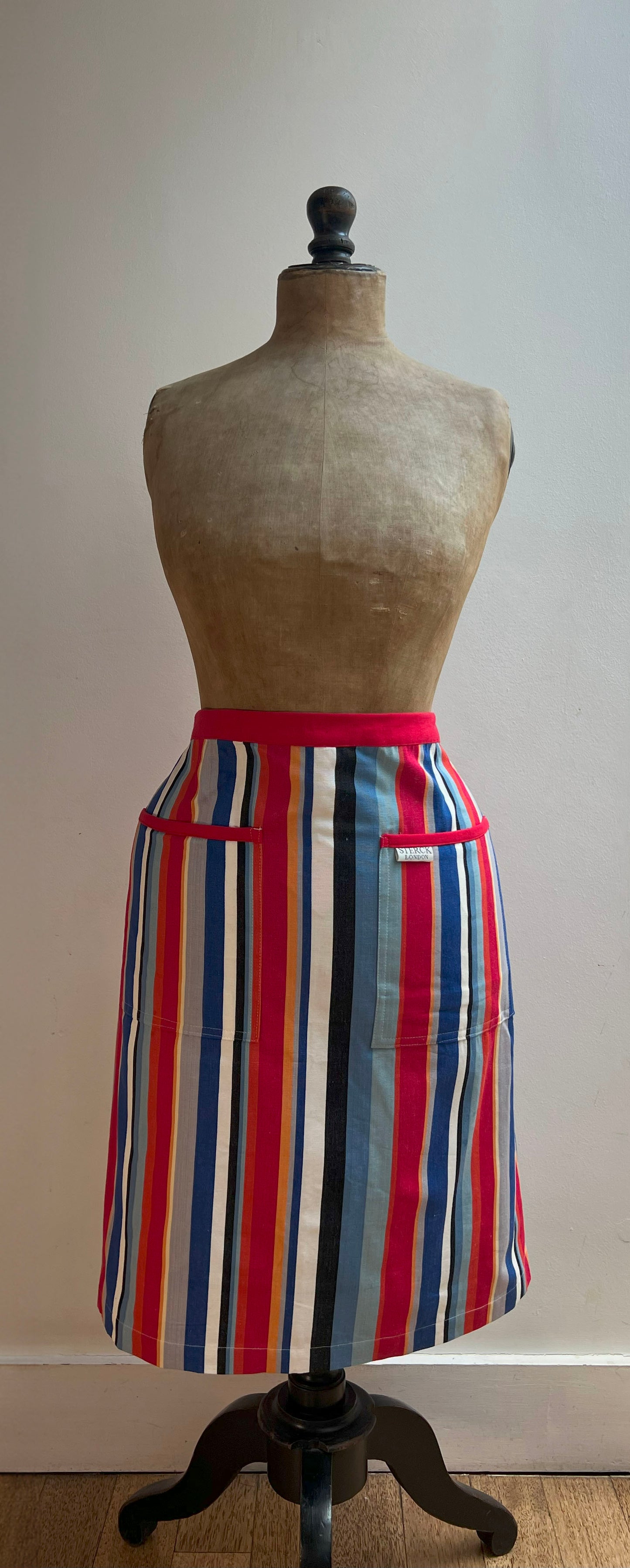 waikiki striped half apron