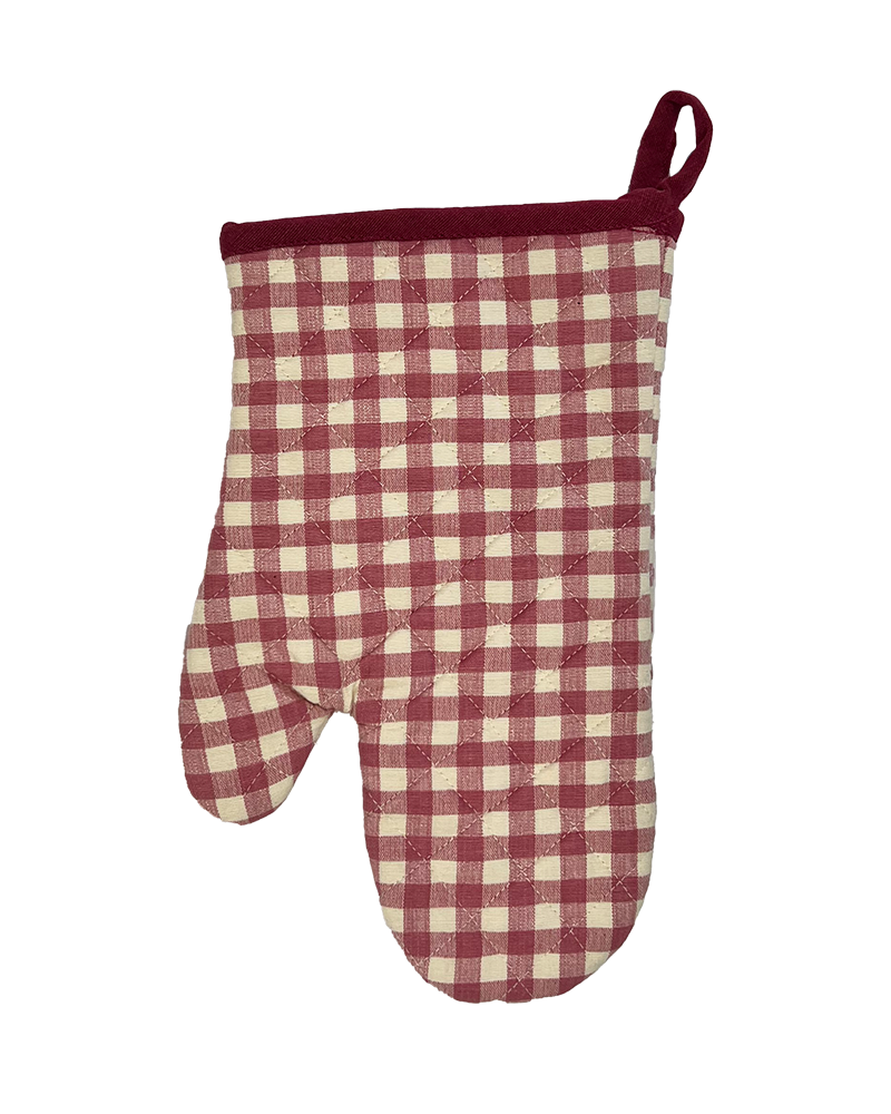 pink gingham oven mitt.